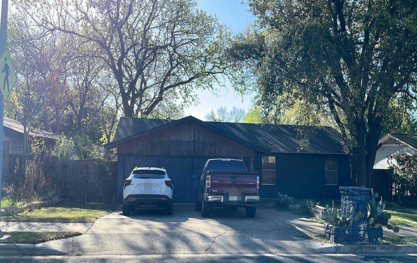 Hansford Dr, Austin, TX 78753