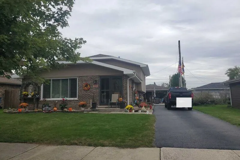 Lawler Ave, Crestwood, IL 60418