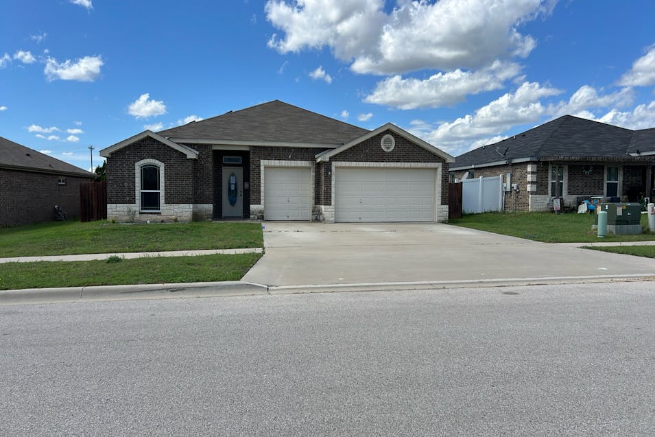 2411 Settlement Rd Copperas Cove, TX 76522, Lampasas County