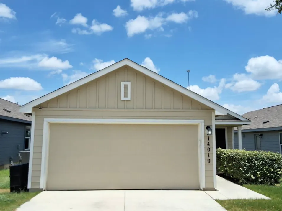 14019 Mulch Ct San Antonio, TX 78252, Bexar County