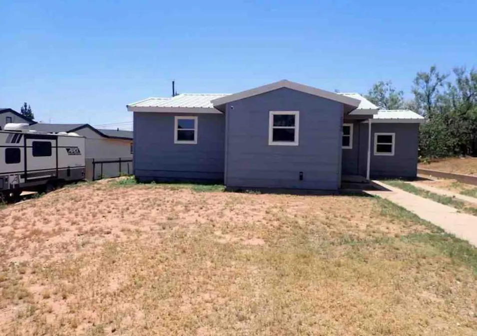 2200 S Monticello St Big Spring, TX 79720, Howard County