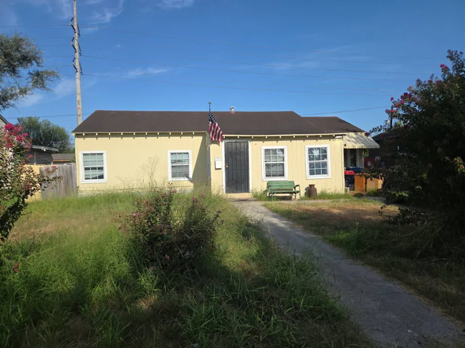 729 W Cornelia Cir Corpus Christi, TX 78408, Nueces County
