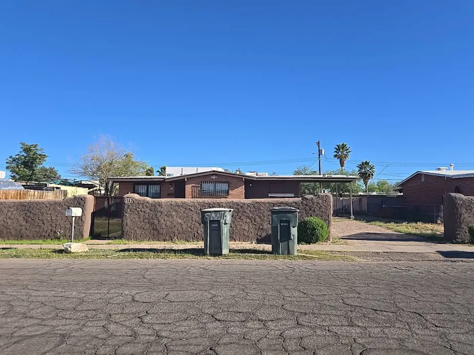 142 W Santa Paula St Tucson, AZ 85706, Pima County