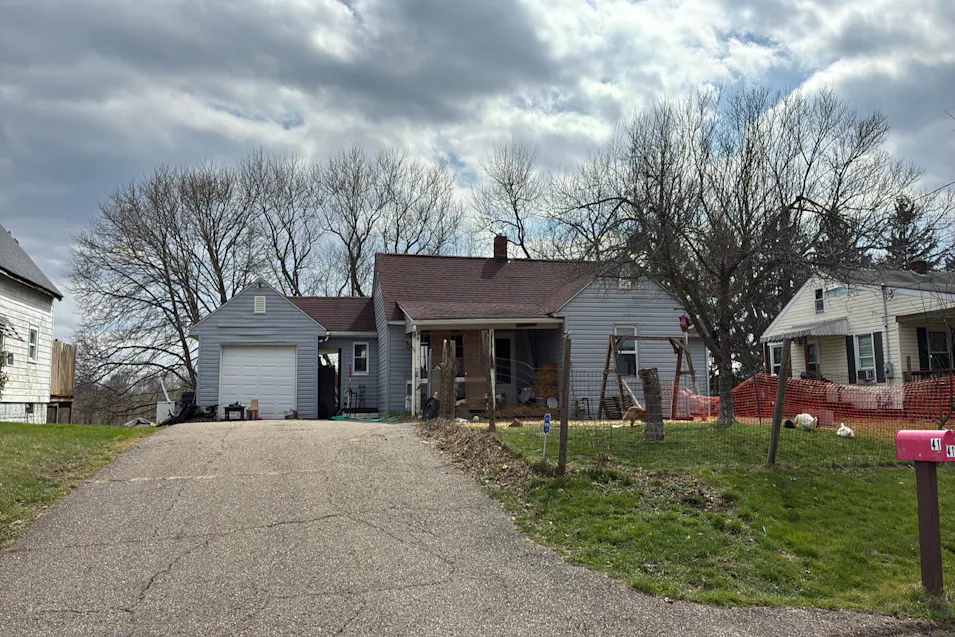 41 Ohio New Manchester, WV 26056, Hancock County