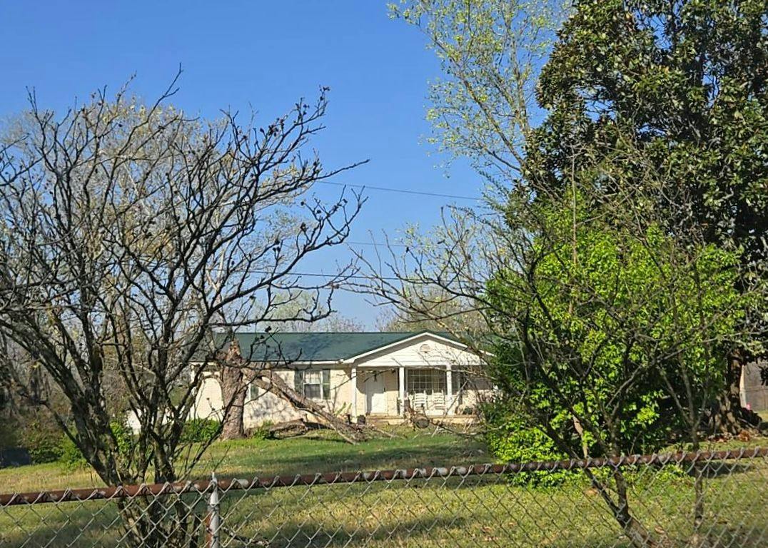Woolard Rd, Santa Fe, TN 38482