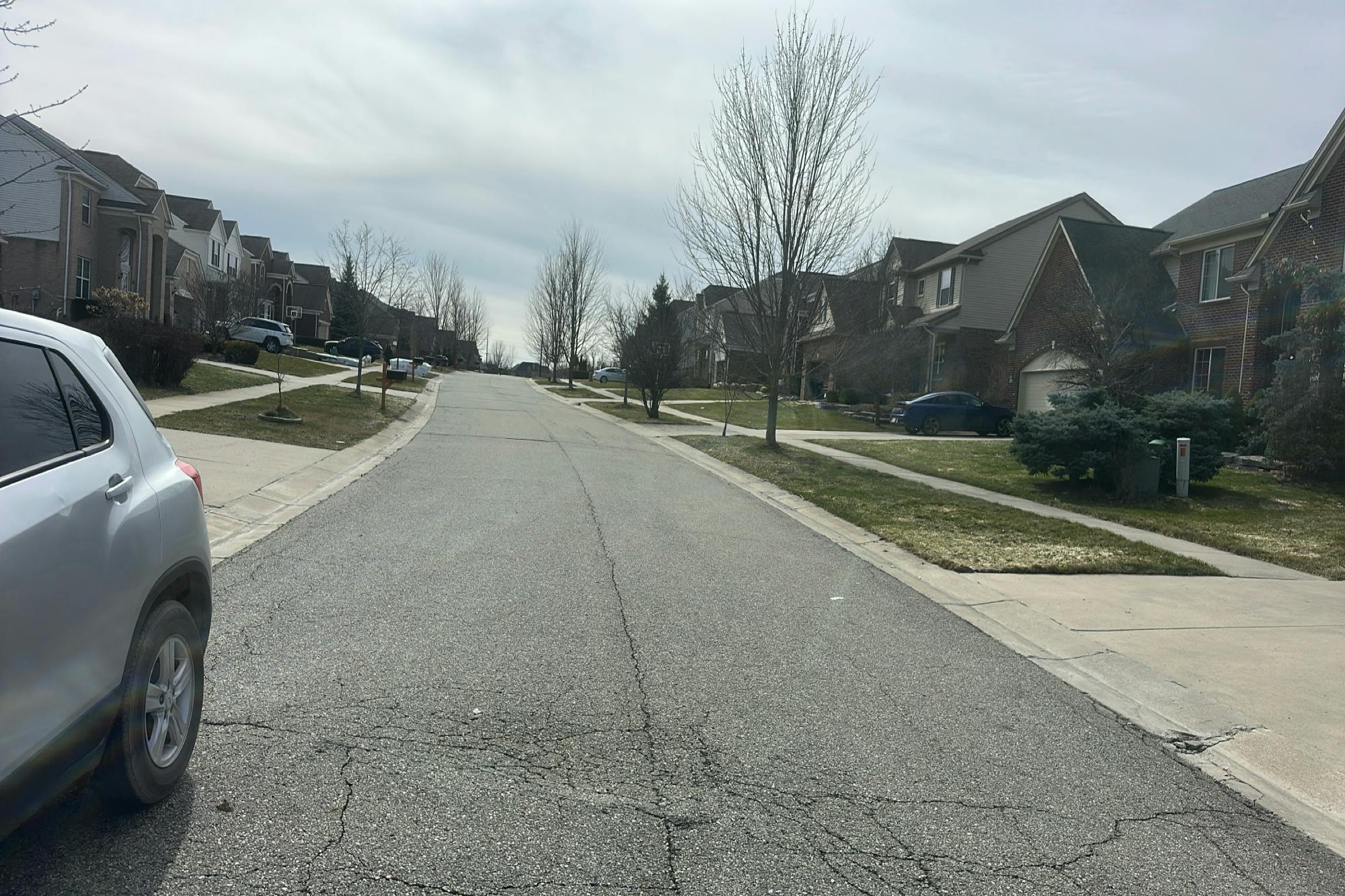 Catalina Dr, Lake Orion, MI 48359