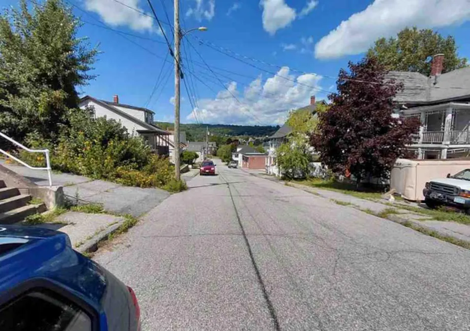 636 Second Ave Berlin, NH 03570, Coos County