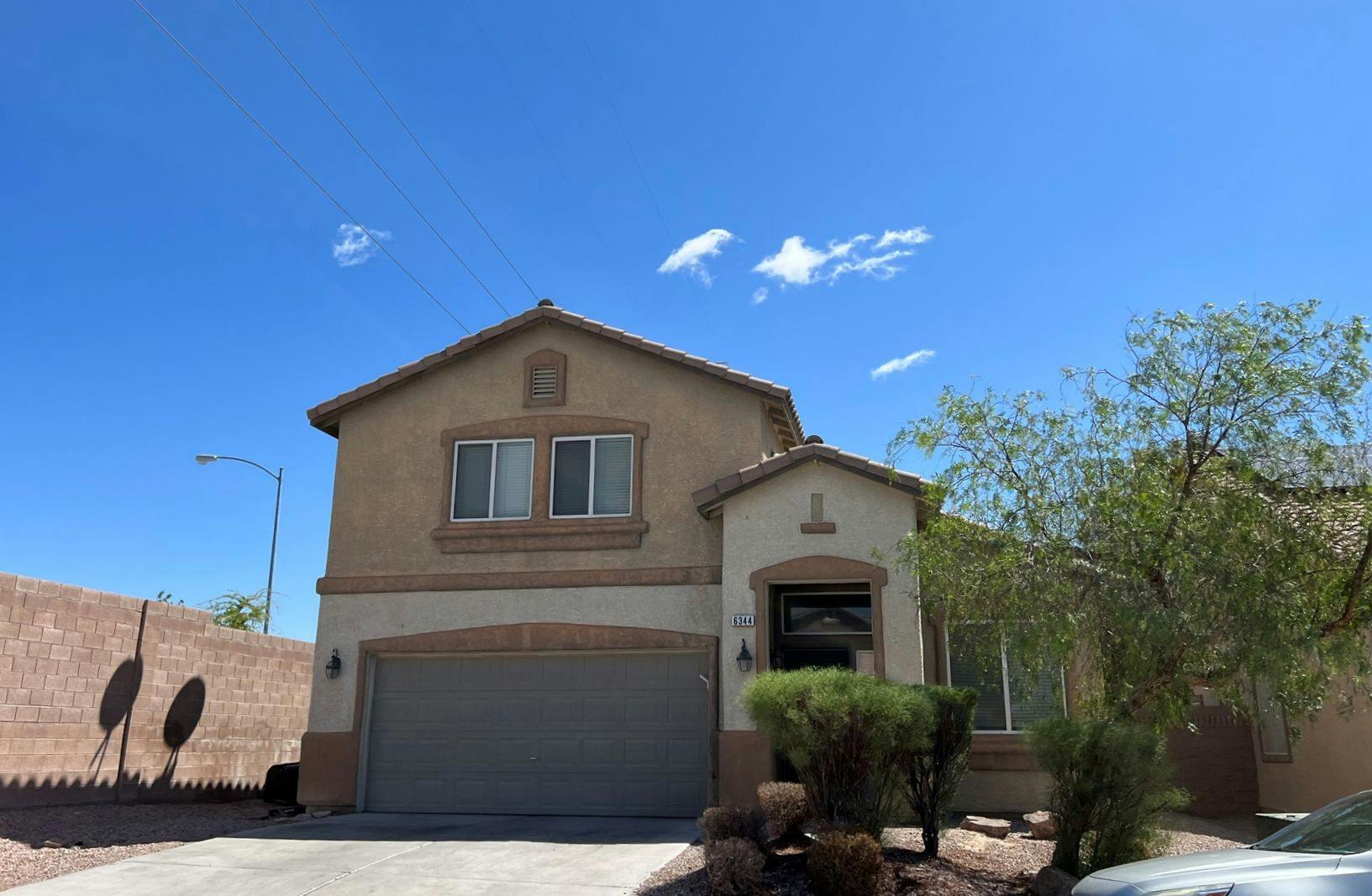 Legend Falls St, North Las Vegas, NV 89081