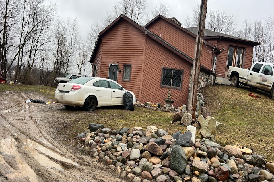 2950 Clayton Dr Hastings, MI 49058-7698, Barry County