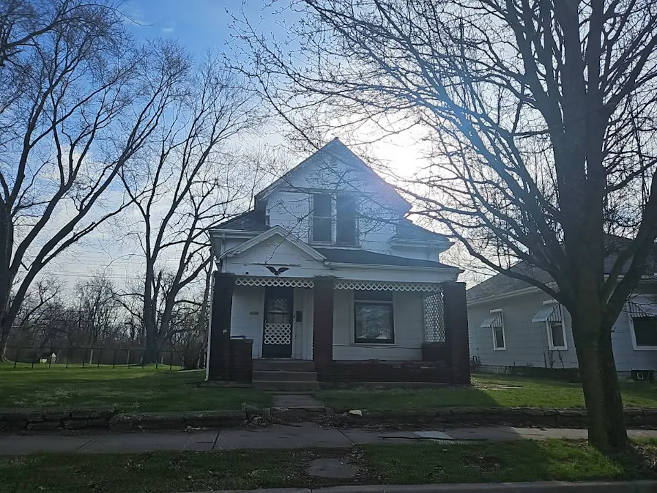 933 Sheridan St Richmond, IN 47374-2223, Wayne County