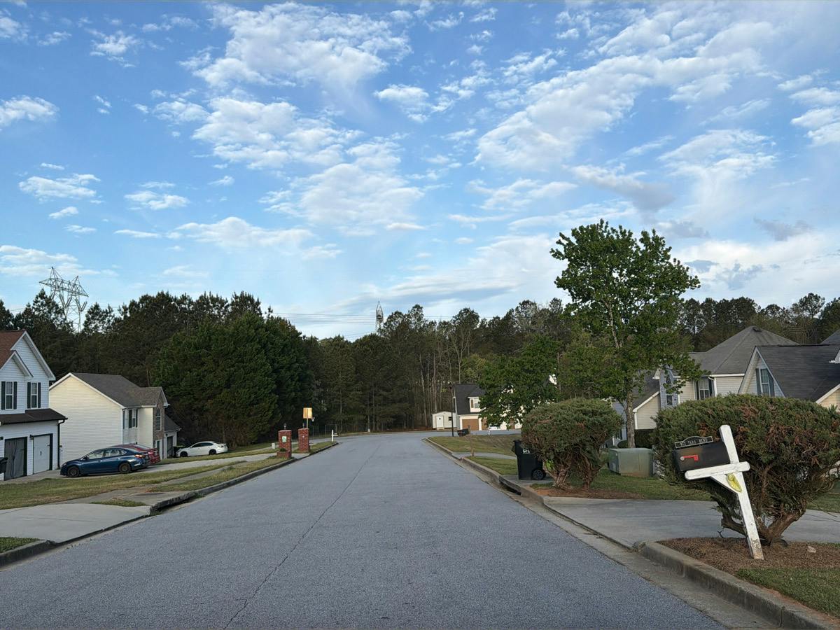 Tara Bnd, Hampton, GA 30228