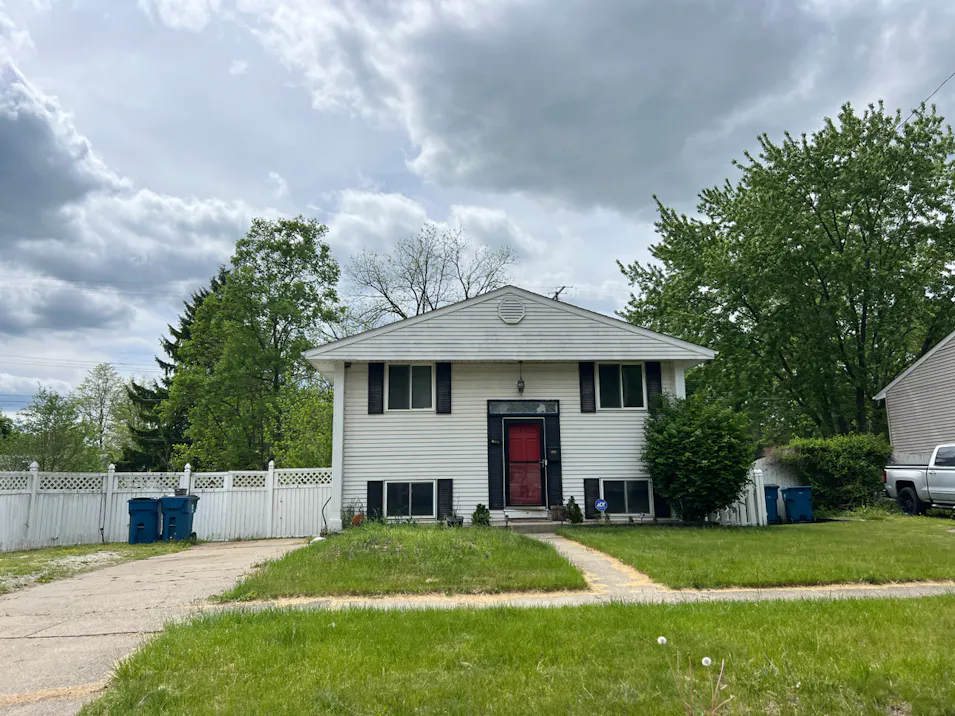 1107 Odessa Dr Holly, MI 48442, Oakland County