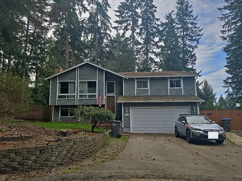 983 NE Melia Lane Bremerton, WA 98311, Kitsap County