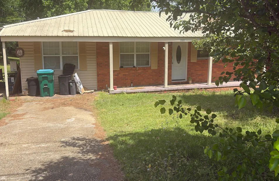 4238 King Rd Meridian, MS 39305, Lauderdale County