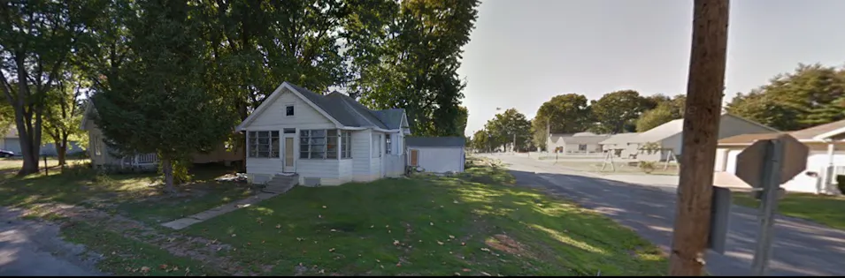 702 Mayo St Carlinville, IL 62626, MacOupin County