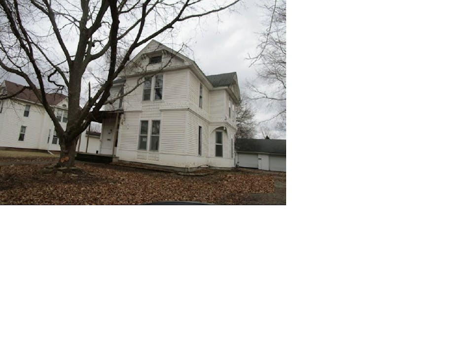 504 N College Avenue Aledo, IL 61231, Mercer County