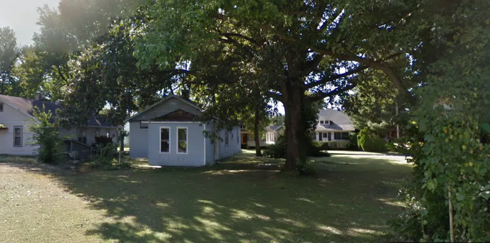228 N Reader St Mounds, IL 62964, Pulaski County