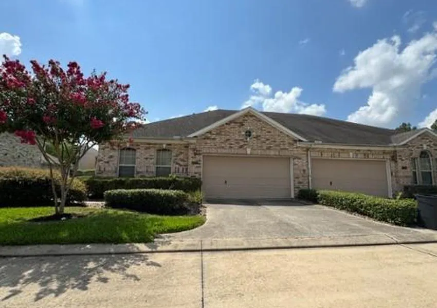 Que Manor Dr, Houston, TX 77090 #1