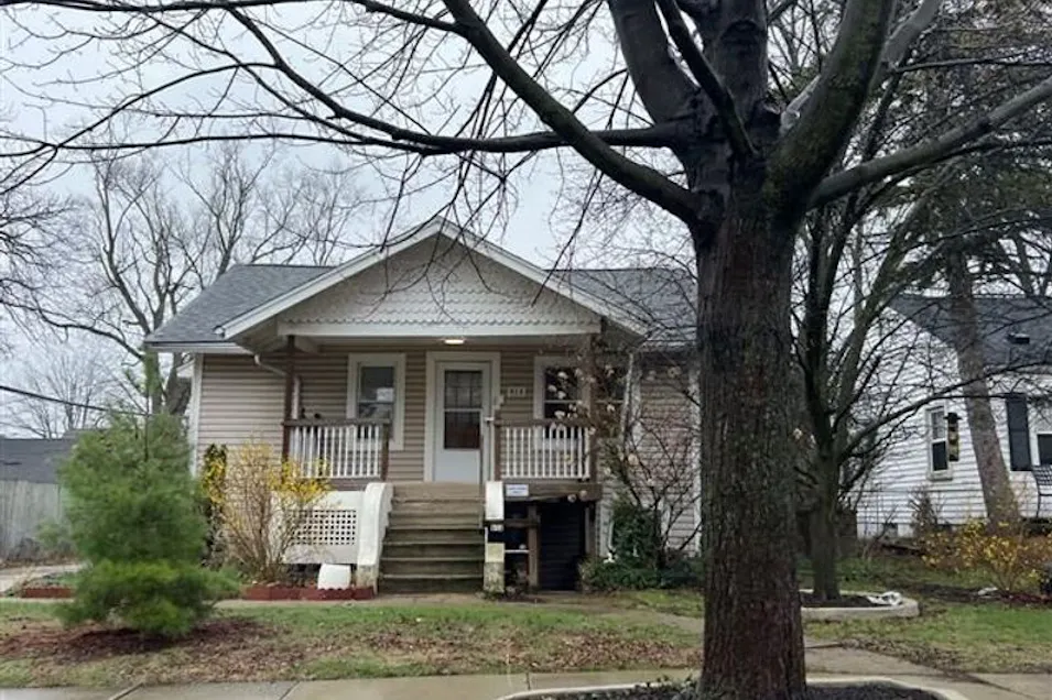 819 Wyandotte Ave Royal Oak, MI 48067-3879, Oakland County