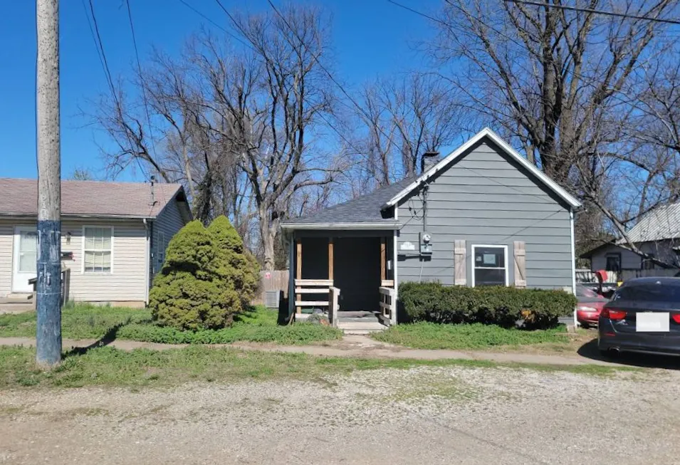 913 E Garfield St Springfield, MO 65803, Greene County