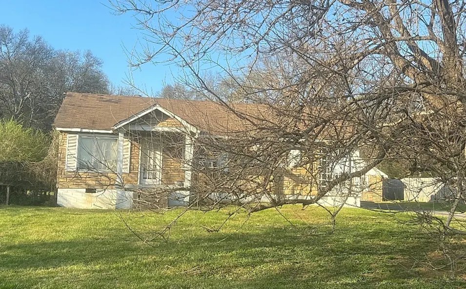 1124 Due W Ave Madison, TN 37115, Davidson County