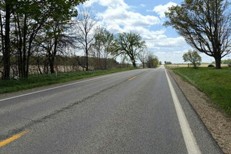 Edon Rd, Hillsdale, MI 49242