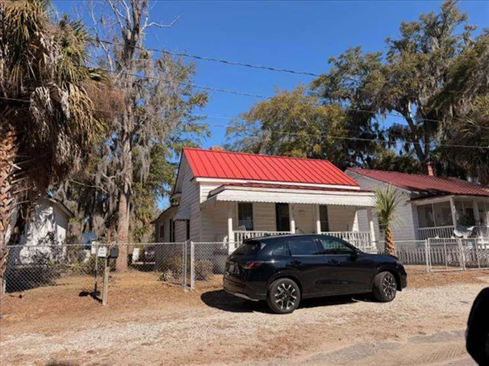 135 Dowling Avenue Walterboro, SC 29488, Colleton County