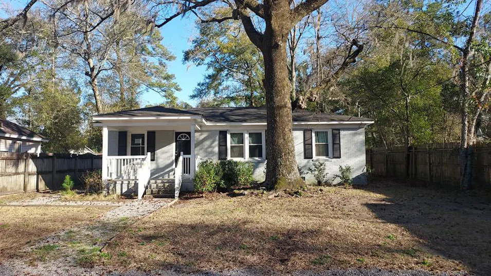 135 Dowling Avenue Walterboro, SC 29488, Colleton County