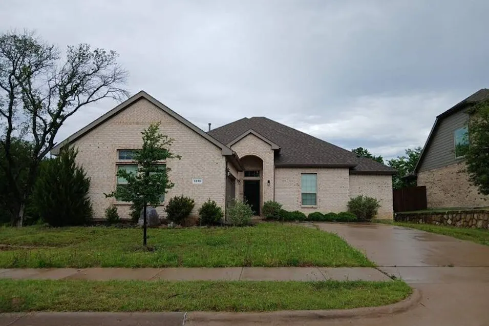 1010 Silver Oak Dr Mansfield, TX 76063, Tarrant County
