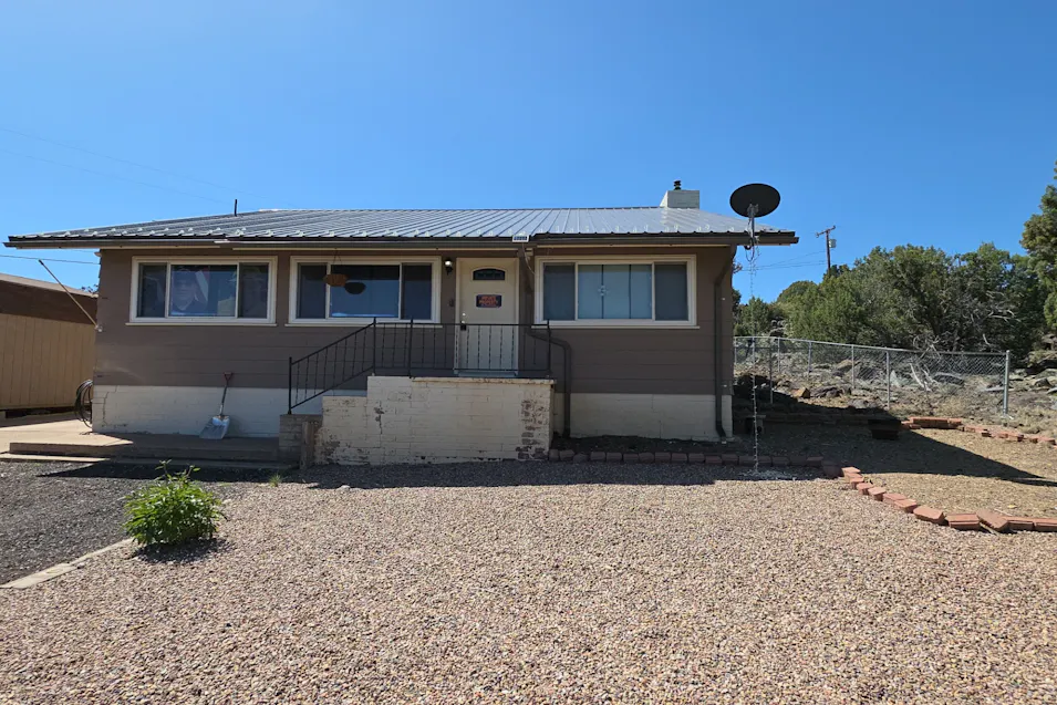 8309 Lone Pine Drive Show Low, AZ 85901, Navajo County