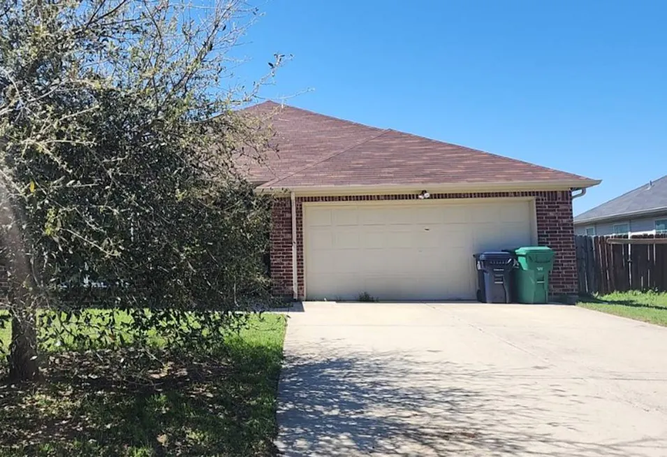 913 Barbara St Denton, TX 76209, Denton County