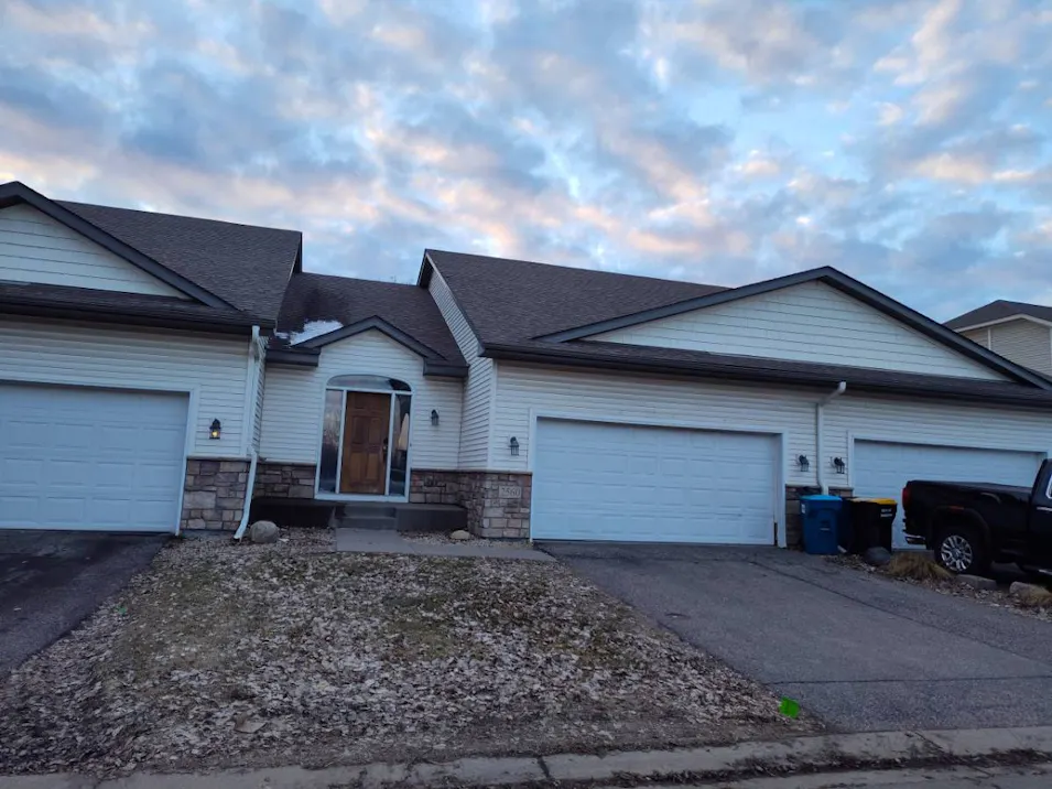 2560 Vierling Dr E Shakopee, MN 55379, Scott County