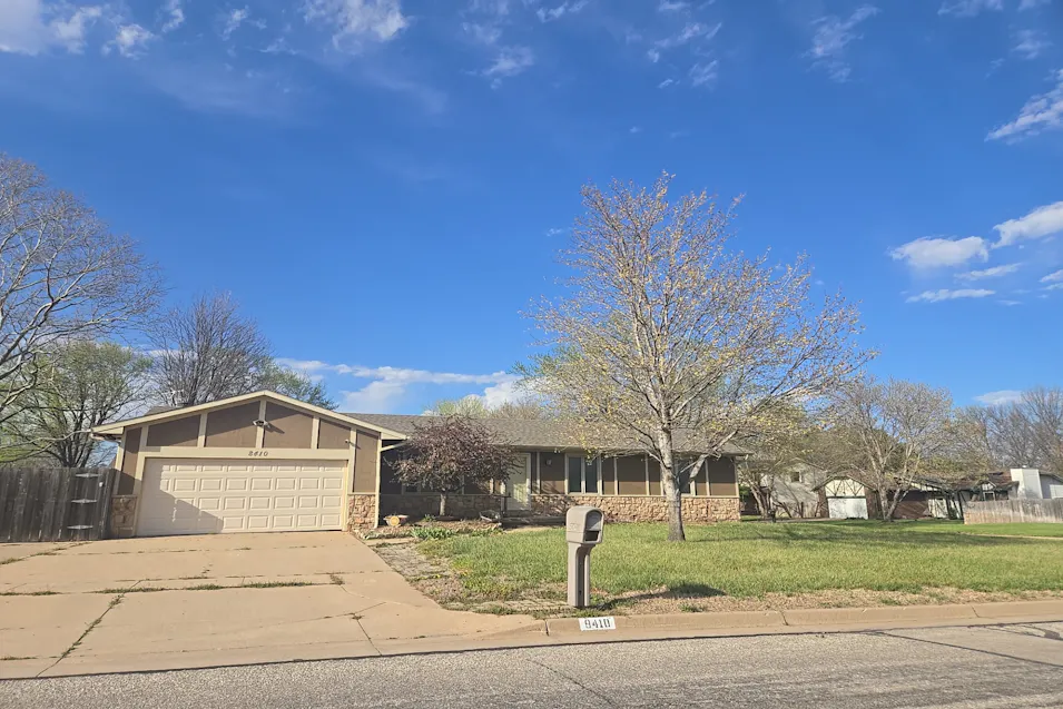 8410 W 17th St N Wichita, KS 67212, Sedgwick County