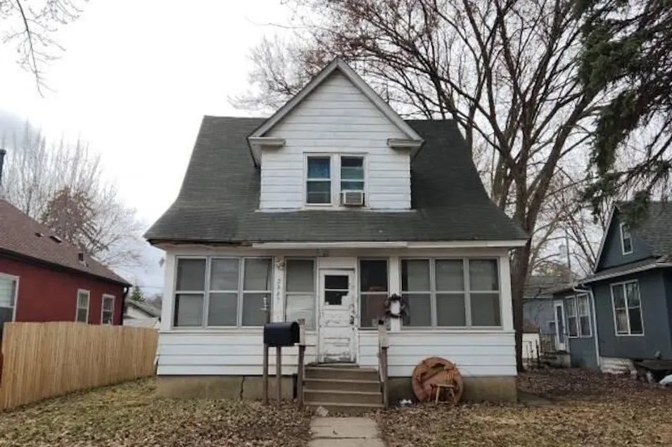 2947 Sheridan Avenue North Minneapolis, MN 55411, Hennepin County