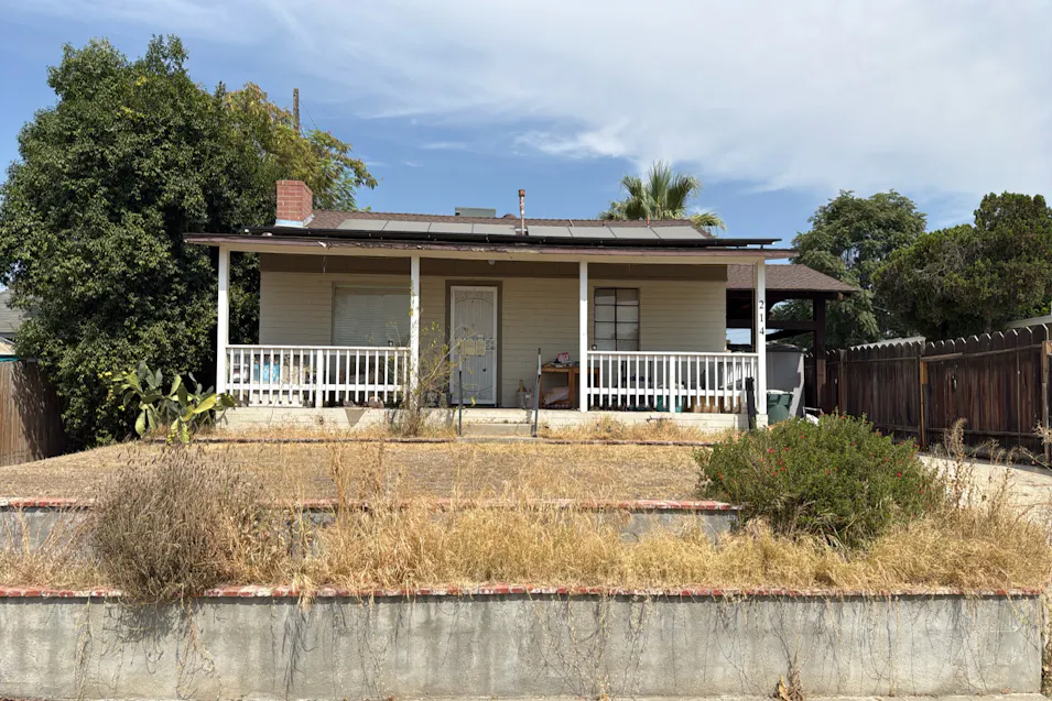 214 Jones St Bakersfield, CA 93309, Kern County