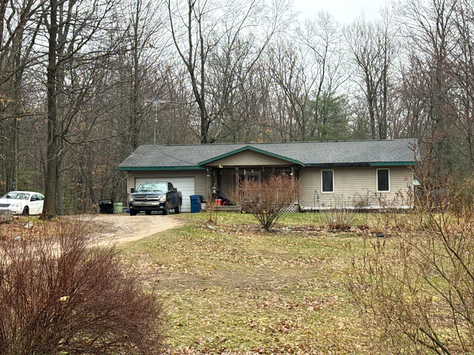 3060 Hazel Rd Harrison, MI 48625, Clare County