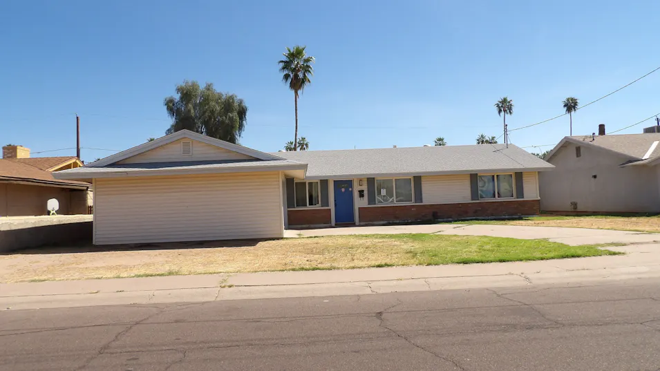 5035 N 39th Dr Phoenix, AZ 85019, Maricopa County