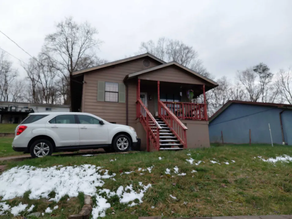 5325 Pike St South Charleston, WV 25309, Kanawha County