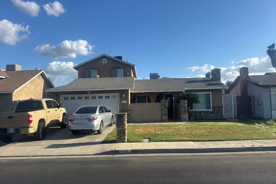 1402 6th Avenue Delano, CA 93215, Kern County