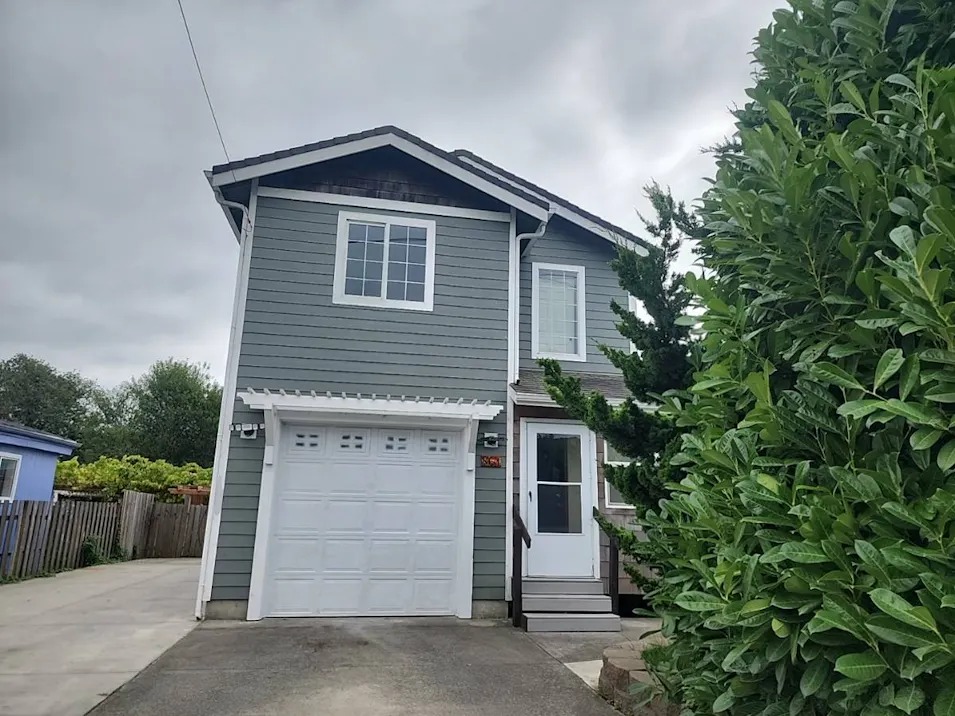 861 Avenue K Seaside, OR 97138, Clatsop County