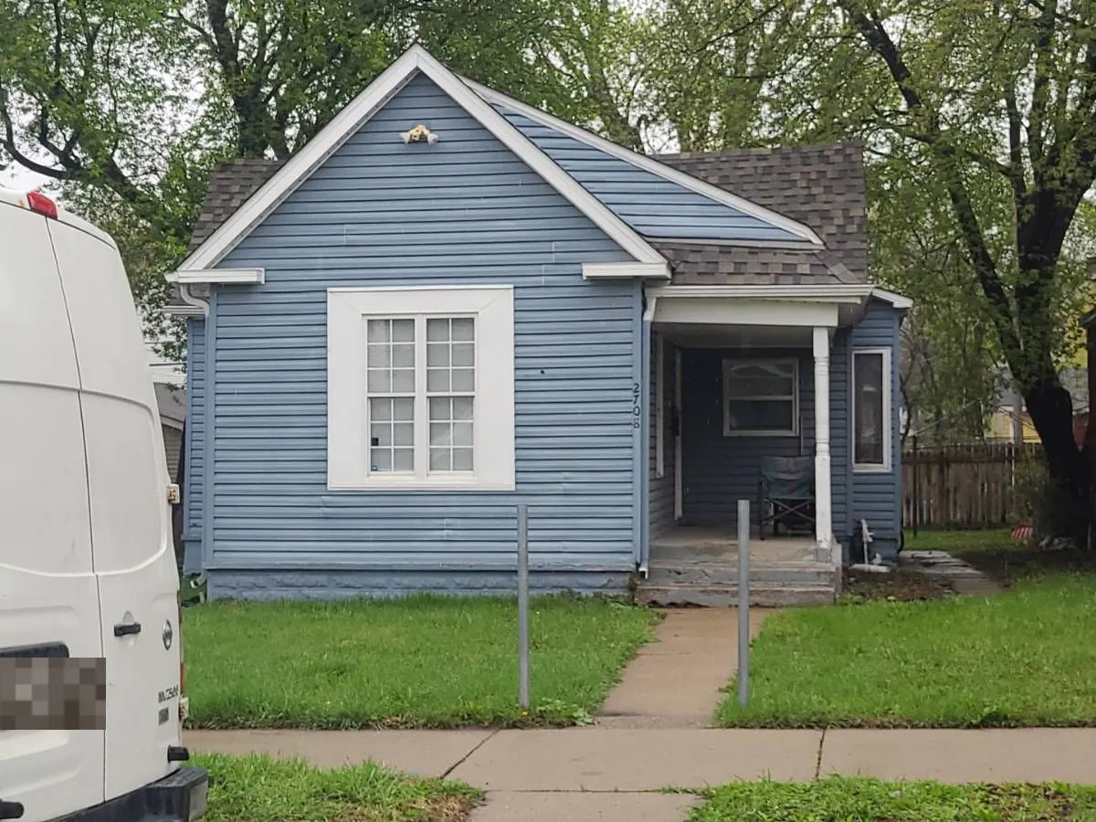 Dupont Ave, Minneapolis, MN 55411