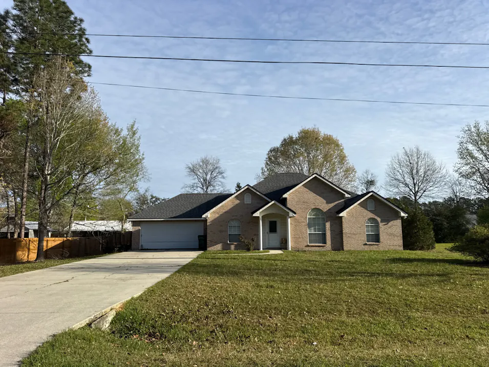 200 Glenwood Drive Carriere, MS 39426, Pearl River County