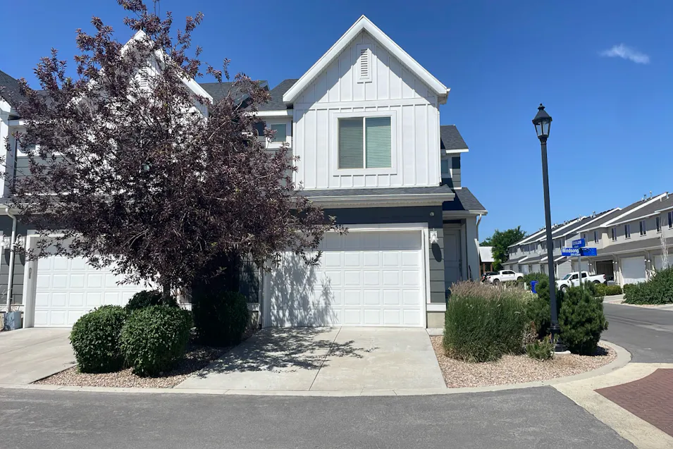 571 S Windsong Ln Saratoga Springs, UT 84045, Utah County