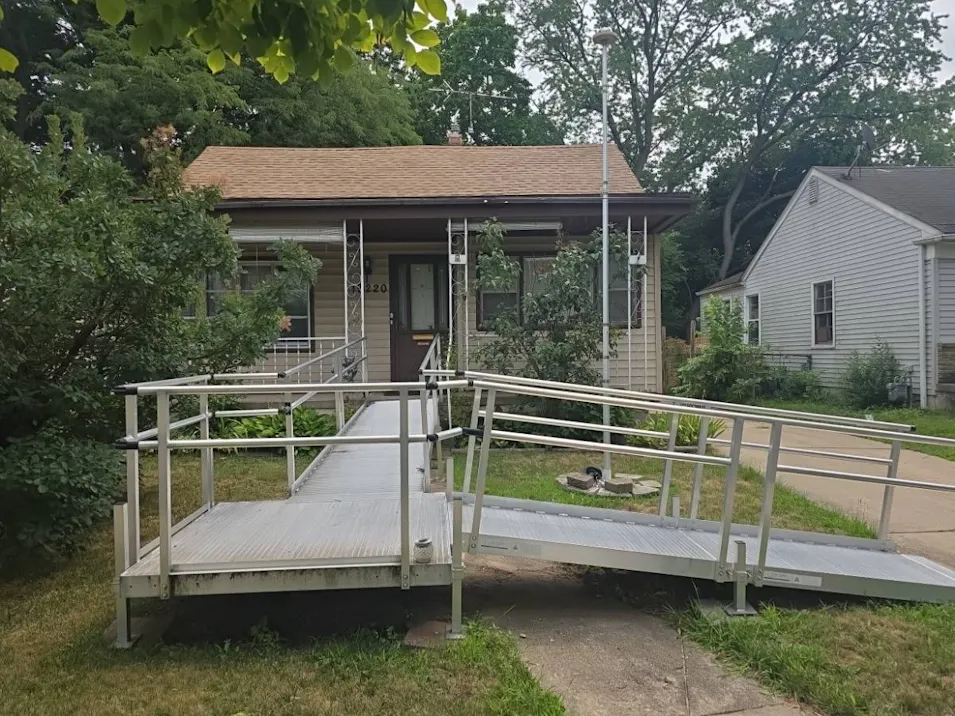 19220 Northrop St Detroit, MI 48219, Wayne County