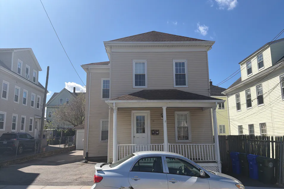 28 Roma St Bristol, RI 02809, Bristol County