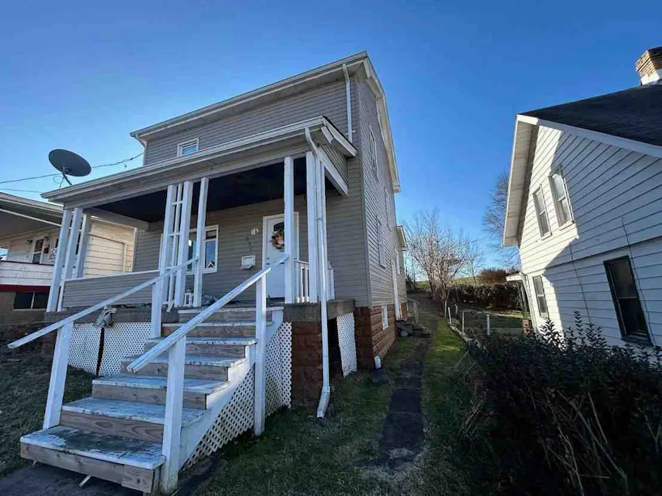 651 S 14th St Monessen, PA 15062, Westmoreland County