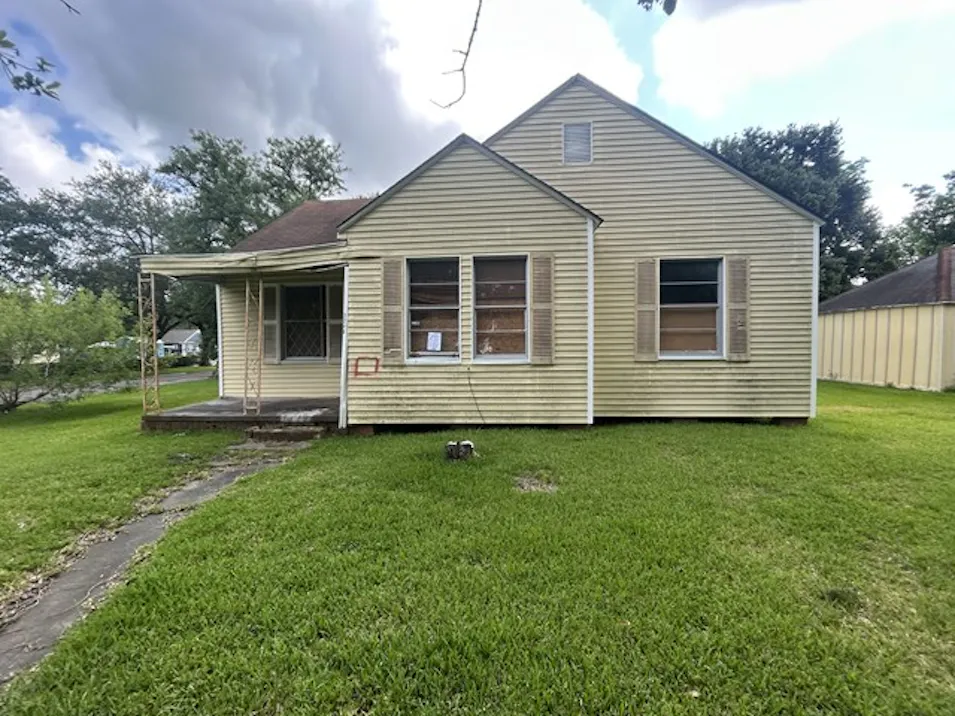 2240 Oaklawn Ave Port Arthur, TX 77642, Jefferson County