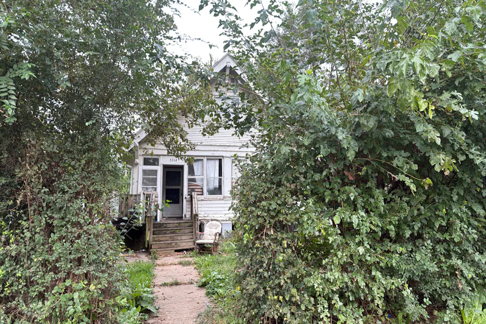 5314 N 24th St Omaha, NE 68110, Douglas County
