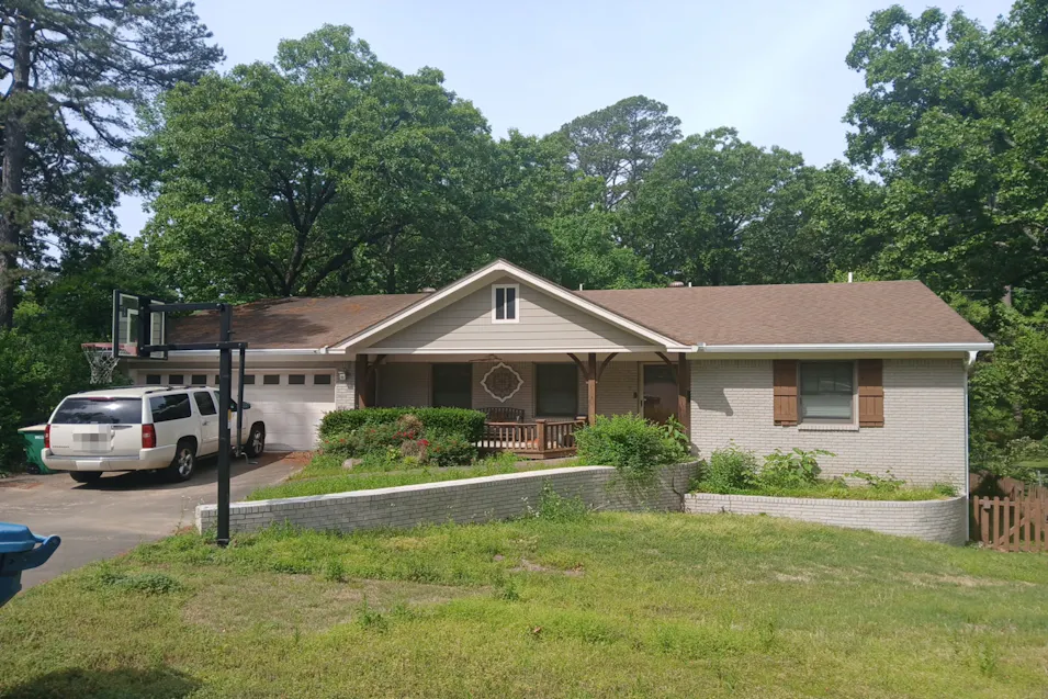 4 Evergreen Court Little Rock, AR 72227, Pulaski County