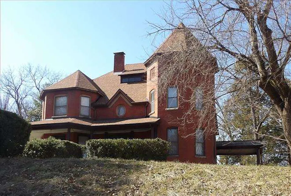 1312 Old Trenton Road Highland, IL 62249, Madison County